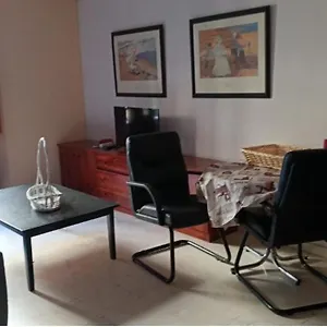 https://economic-private-room-in-center-of-18001.es-andalucia.com